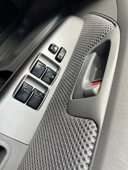 2010 Toyota Hilux SR5