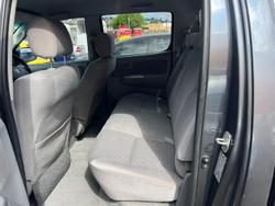 2010 Toyota Hilux SR5