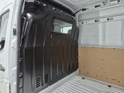 2025 Renault Master Pro 110kW X62 Phase 2 MY25 Mineral White