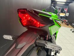 2025 Kawasaki NINJA ZX-10R Green