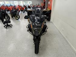 2015 BMW Motorrad R1200 GS ADVENTURE Green