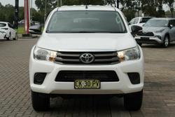 2016 Toyota Hilux SR