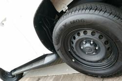 2016 Toyota Hilux SR