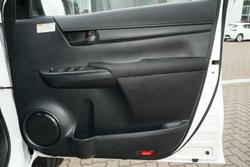 2016 Toyota Hilux SR