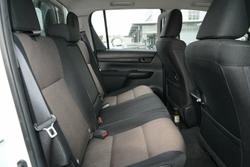 2016 Toyota Hilux SR