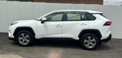 2022 Toyota RAV4 GX