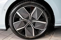 2025 Volkswagen Golf 110TSI R-Line