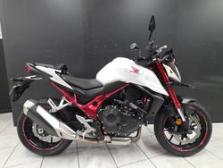 Honda CB750 (hornet)