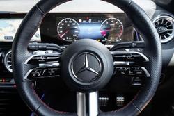 2024 Mercedes-Benz GLB-Class GLB200