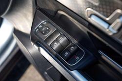 2024 Mercedes-Benz GLB-Class GLB200