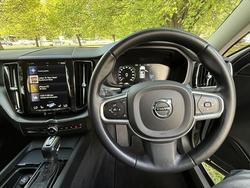 2018 Volvo XC60 D4 Momentum