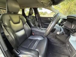 2018 Volvo XC60 D4 Momentum