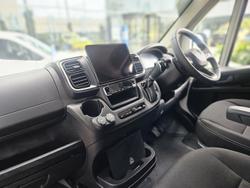 2025 Peugeot Boxer Pro