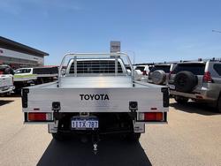 2021 Toyota Hilux HILUX 4x4 2.8L DSL D/C/C 6AT SR5 2U76950 001
