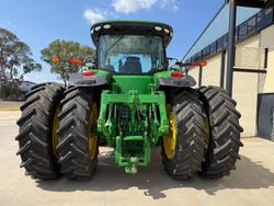 2019 John Deere 8245R