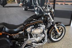 2017 HARLEY-DAVIDSON XL883L SUPER LOW