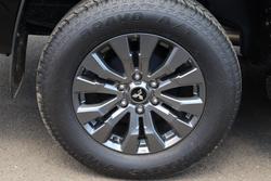 2025 Mitsubishi Triton GLS