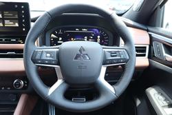 2025 Mitsubishi Outlander Exceed Tourer