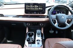 2025 Mitsubishi Outlander Exceed Tourer