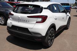 2025 Mitsubishi ASX LS