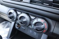 2025 Mitsubishi Triton GLX