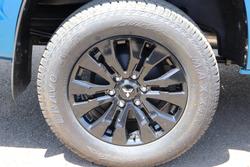 2025 Mitsubishi Triton GLX-R