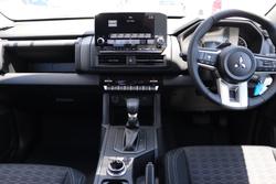 2025 Mitsubishi Triton GLX-R