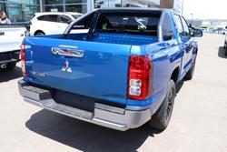 2025 Mitsubishi Triton GLX-R