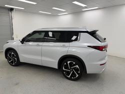 2023 Mitsubishi Outlander Exceed ZM MY23 AWD White