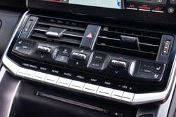 2021 Toyota Landcruiser VX