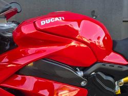 2019 DUCATI PANIGALE V4 RED