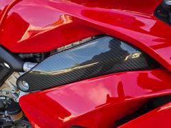 2019 DUCATI PANIGALE V4 RED