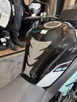 2025 Kawasaki Z900 (ZR900) Silver/Black