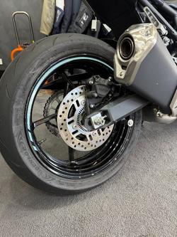 2025 Kawasaki Z900 (ZR900) Silver/Black