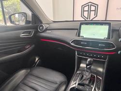 2021 MG HS Essence SAS23 MY21 York White