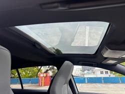 2025 Volkswagen Golf 110TSI R-Line