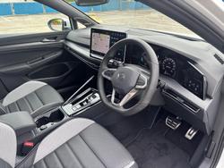 2025 Volkswagen Golf 110TSI R-Line