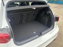 2025 Volkswagen Golf 110TSI R-Line