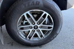 2025 Ford Everest Trend