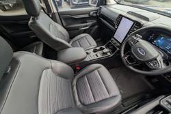 2025 Ford Ranger PHEV Sport