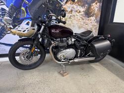 2017 Triumph BONNEVILLE BOBBER
