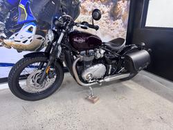 2017 Triumph BONNEVILLE BOBBER
