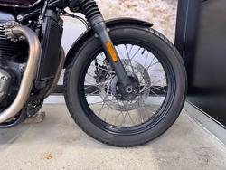 2017 Triumph BONNEVILLE BOBBER