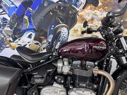 2017 Triumph BONNEVILLE BOBBER