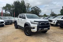 2024 Toyota Hilux Rogue 48V