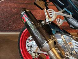 2016 Aprilia Tuono V4 1100 RR Tuono Black