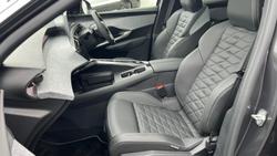 2025 Peugeot 3008 GT Premium Hybrid