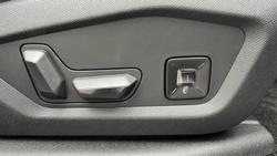 2025 Peugeot 3008 GT Premium Hybrid