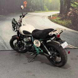 2025 Royal Enfield 2025 650CC INTERCEPTOR BEAR 650 Road White