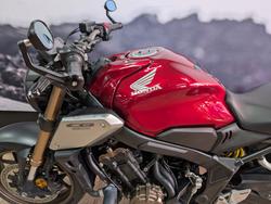 2020 Honda CB650R RED